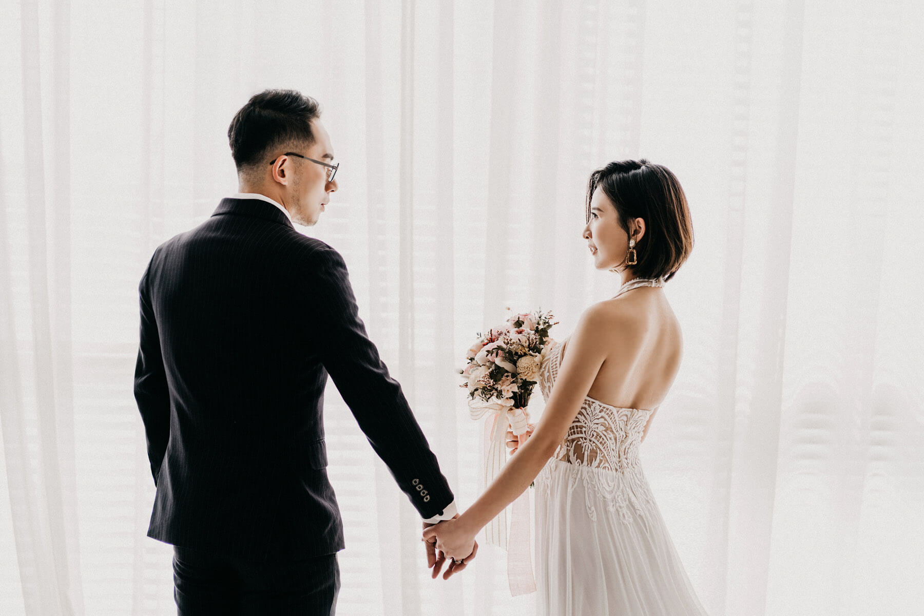 婚攝加飛 / Liang & Chou 婚紗照分享 | 愛情蔓延精緻婚紗 - 禮服出租 | 婚紗推薦 | 台中婚紗